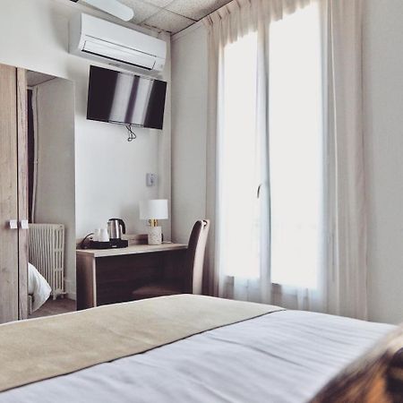 Hotel Du Golfe Sete-Balaruc Esterno foto